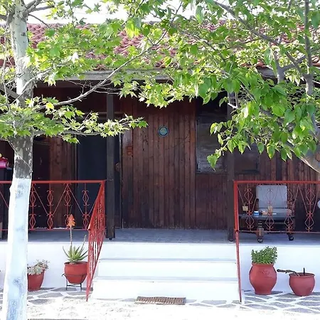 Holiday home μονοκατοικία Kathrin *