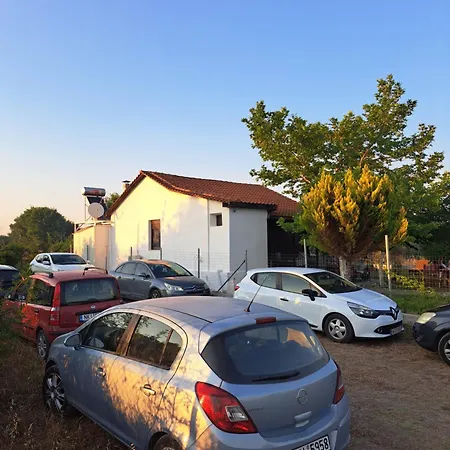 Holiday home μονοκατοικία Kathrin Nea Kallikrateia